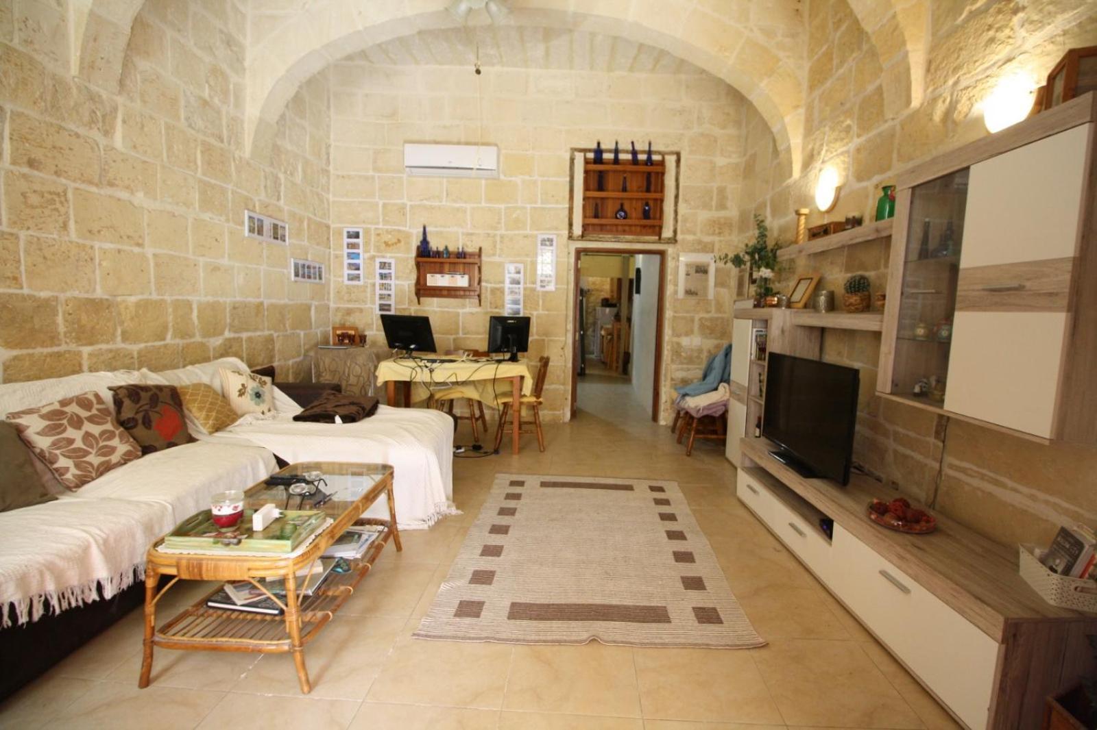 Old Refurbished Apartment In Bormla Cospicua Kültér fotó